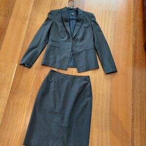 Ann Taylor Navy Suit Blazer Wool pencil skirt 2 4